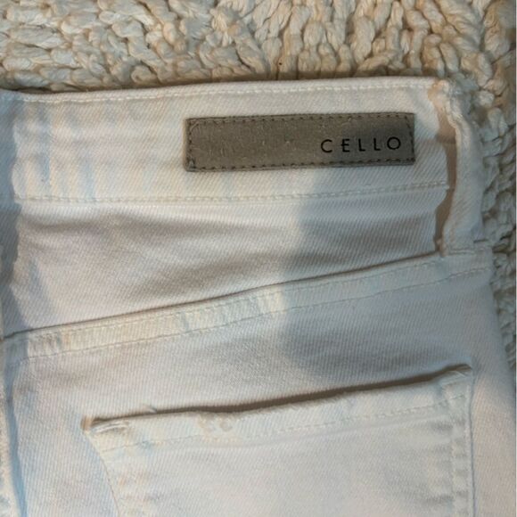 White Skinny Jeans - Picture 3 of 5